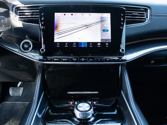 Used 2023 Jeep Wagoneer 2WD w/ Premium Group I image 8