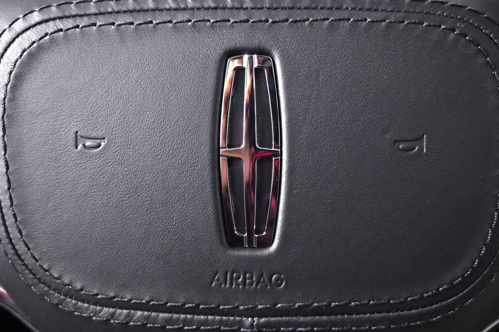 New 2026 Lincoln Navigator Reserve w/ Jet Appearance Package image 39