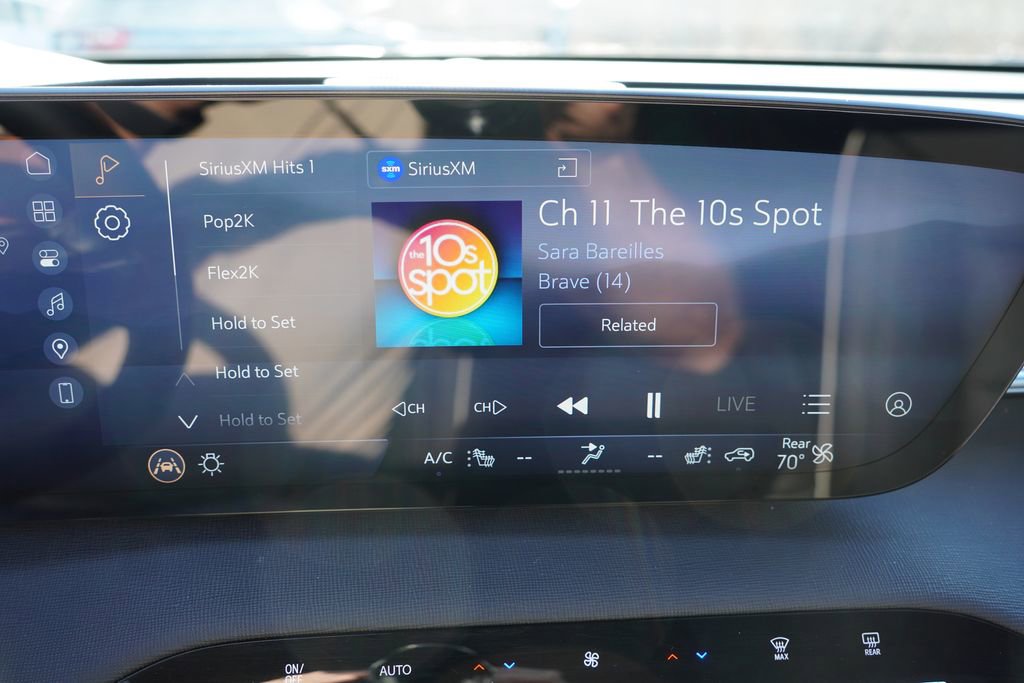 Certified 2025 Buick Enclave Preferred image 27