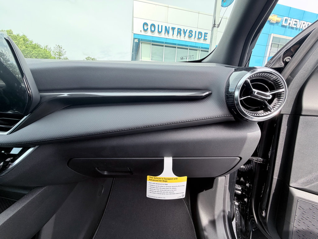 New 2026 Chevrolet Equinox LT w/ Convenience Package II AWD/4WD image 11