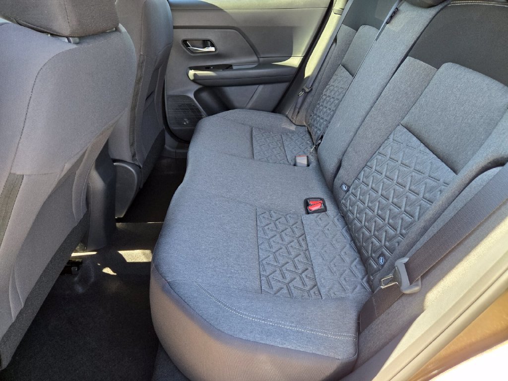 New 2027 Nissan Kicks SV w/ SV Premium Package FWD image 14
