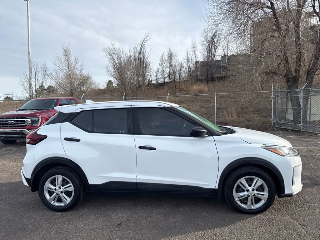 Used 2022 Nissan Kicks S w/ Interior Electronics Package image 9