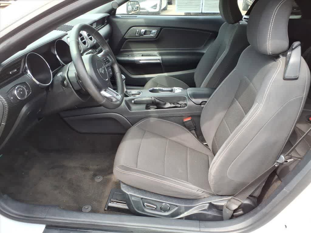 Used 2015 Ford Mustang Convertible w/ Equipment Group 051A RWD image 12