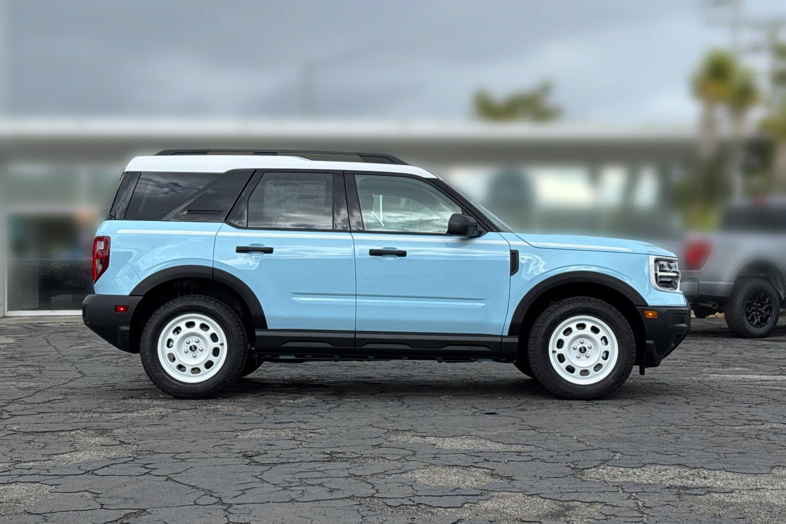 New 2026 Ford Bronco Sport Heritage w/ Convenience Package AWD/4WD image 2