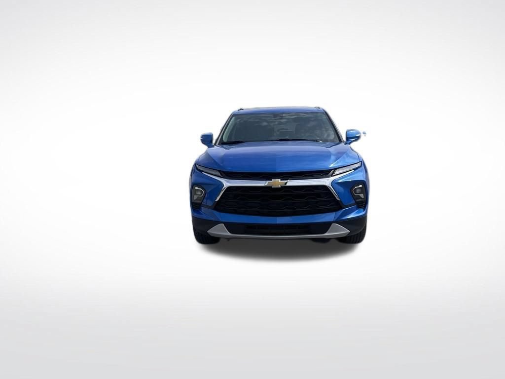 Used 2024 Chevrolet Blazer LT FWD image 8