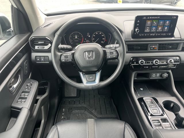 Used 2025 Honda Pilot EX-L image 19