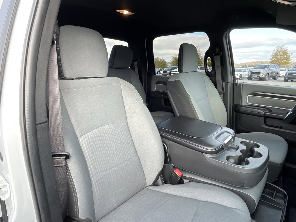 Used 2022 RAM 3500 Big Horn image 30