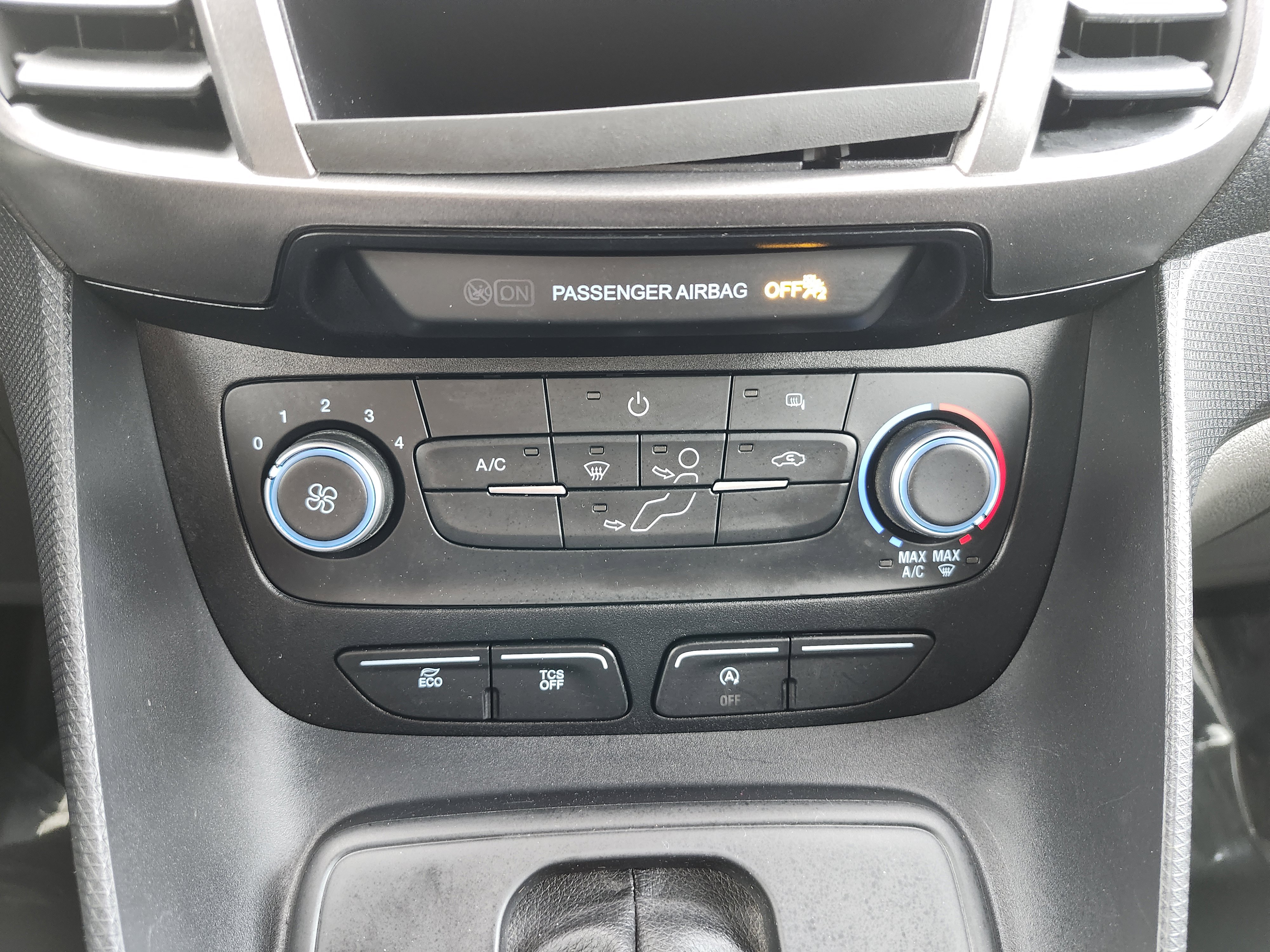 Used 2023 Ford Transit Connect XL image 28