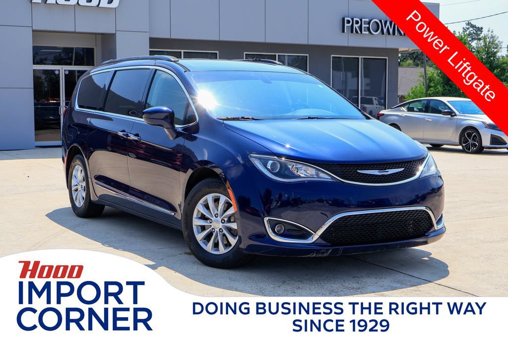 Used 2017 Chrysler Pacifica Touring-L