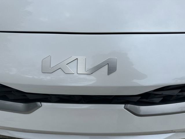 Used 2024 Kia Forte LXS FWD image 10