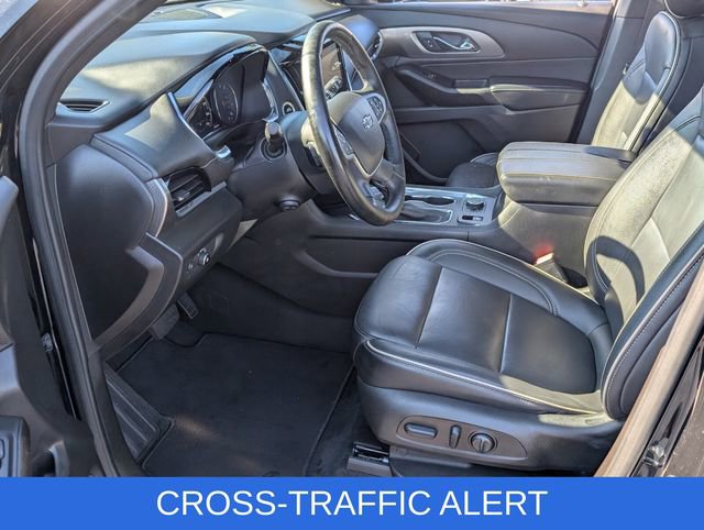 Used 2023 Chevrolet Traverse Premier w/ Redline Edition image 8