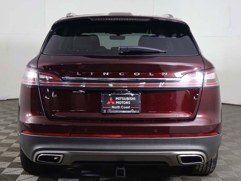 Used 2022 Lincoln Nautilus Reserve w/ Luxury Package image 14