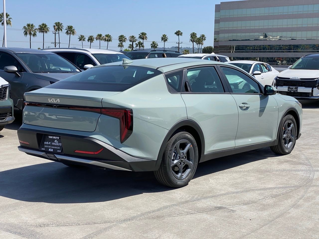 New 2026 Kia K4 LXS image 3