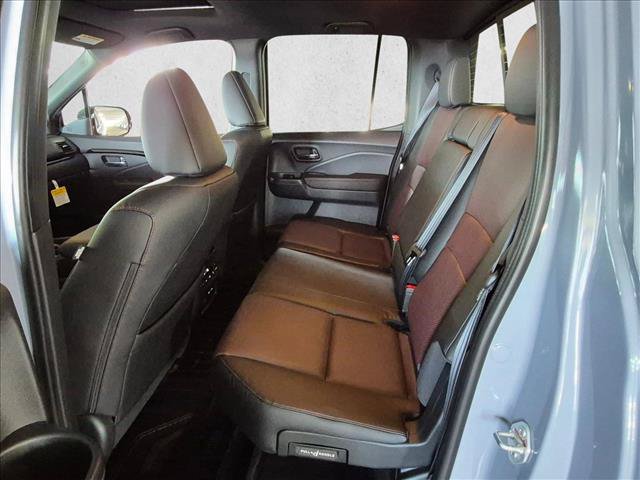 New 2026 Honda Ridgeline Black Edition image 17