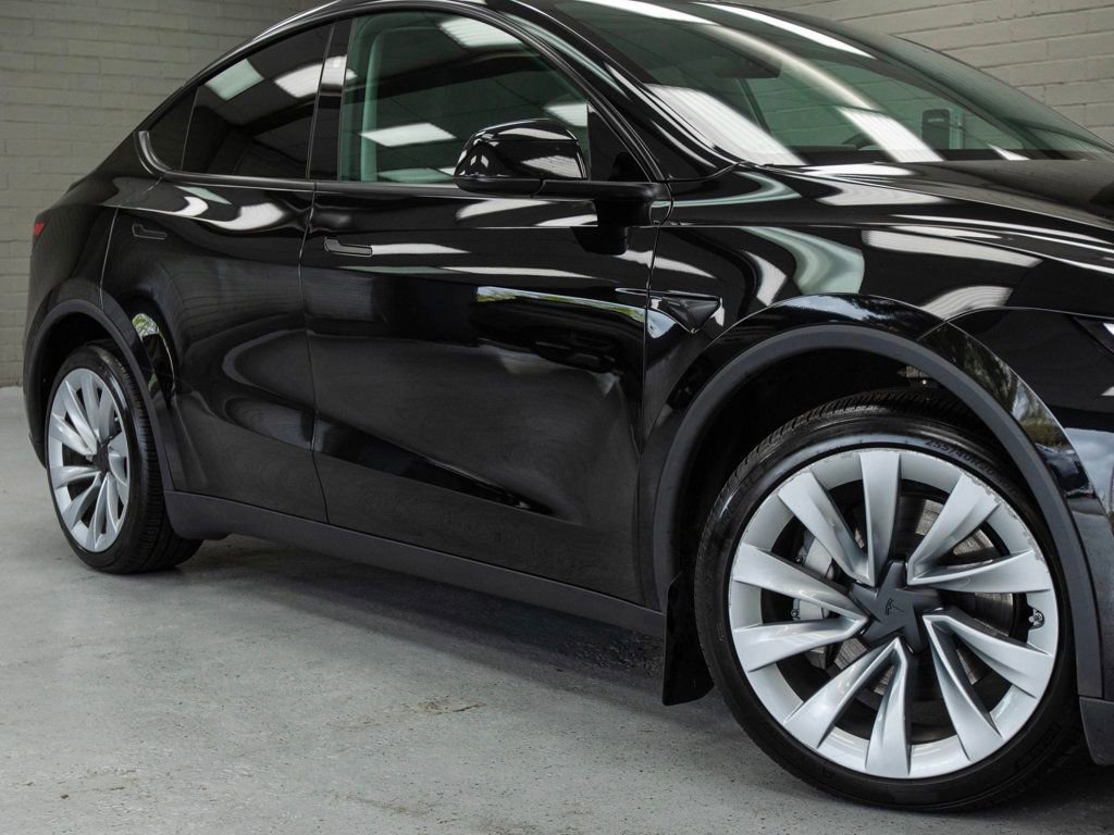Used 2026 Tesla Model Y Long Range AWD/4WD image 9