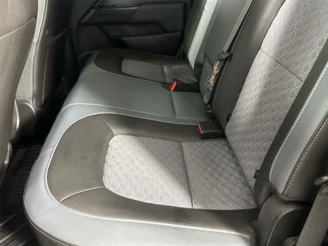 Used 2021 Chevrolet Colorado Z71 w/ Safety Package AWD/4WD image 14
