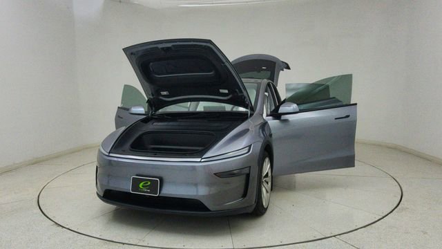 Used 2026 Tesla Model Y Long Range image 71