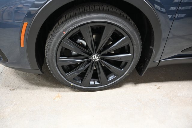 New 2026 Toyota Crown Nightshade image 31