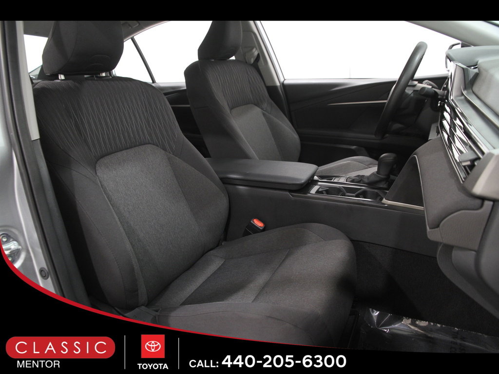 Used 2025 Toyota Camry LE image 17