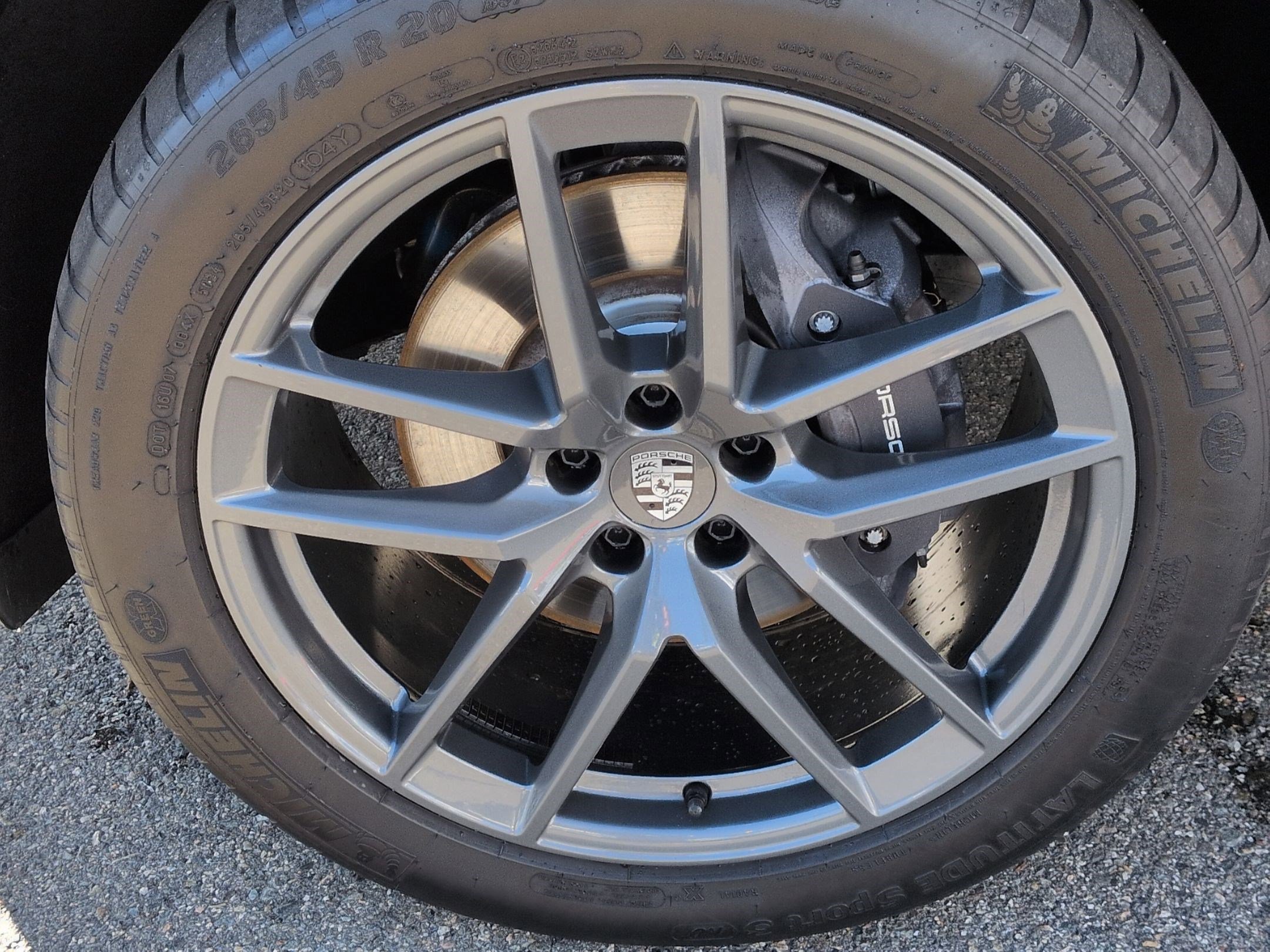 Used 2025 Porsche Macan Turbo image 13