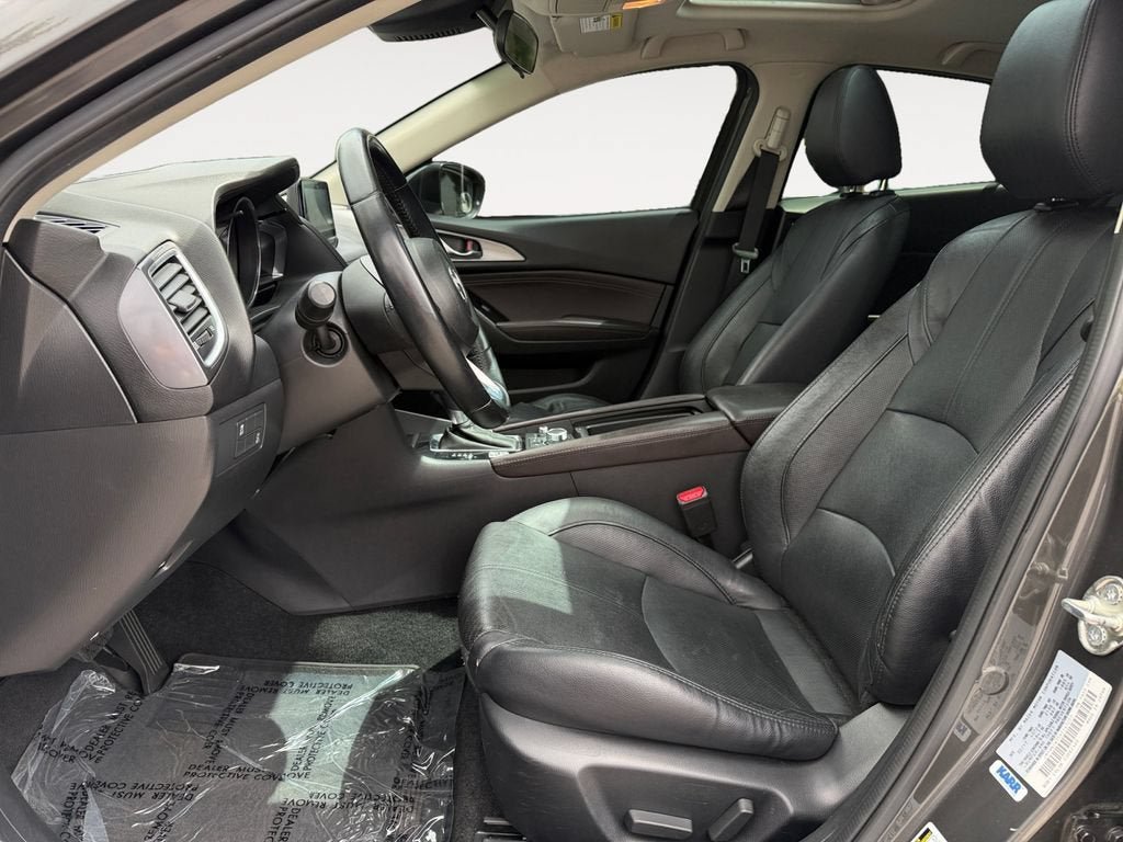 Used 2017 MAZDA MAZDA3 Grand Touring FWD image 19
