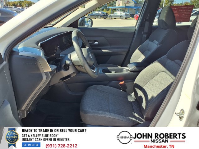 Certified 2026 Nissan Kicks SV w/ SV Premium Package FWD image 3