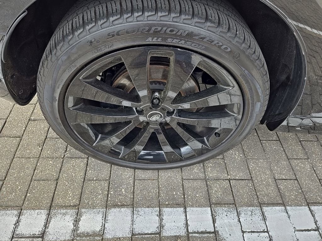 Certified 2024 Land Rover Range Rover Sport Dynamic SE image 12