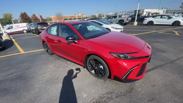 New 2026 Toyota Camry Hybrid AWD/4WD image 4