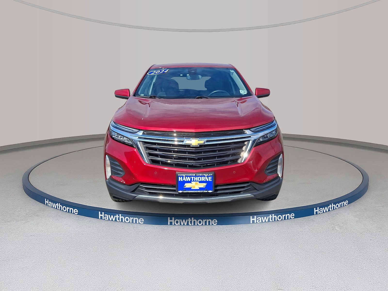 Used 2024 Chevrolet Equinox LT w/ LPO, Floor Liner Package AWD/4WD image 2