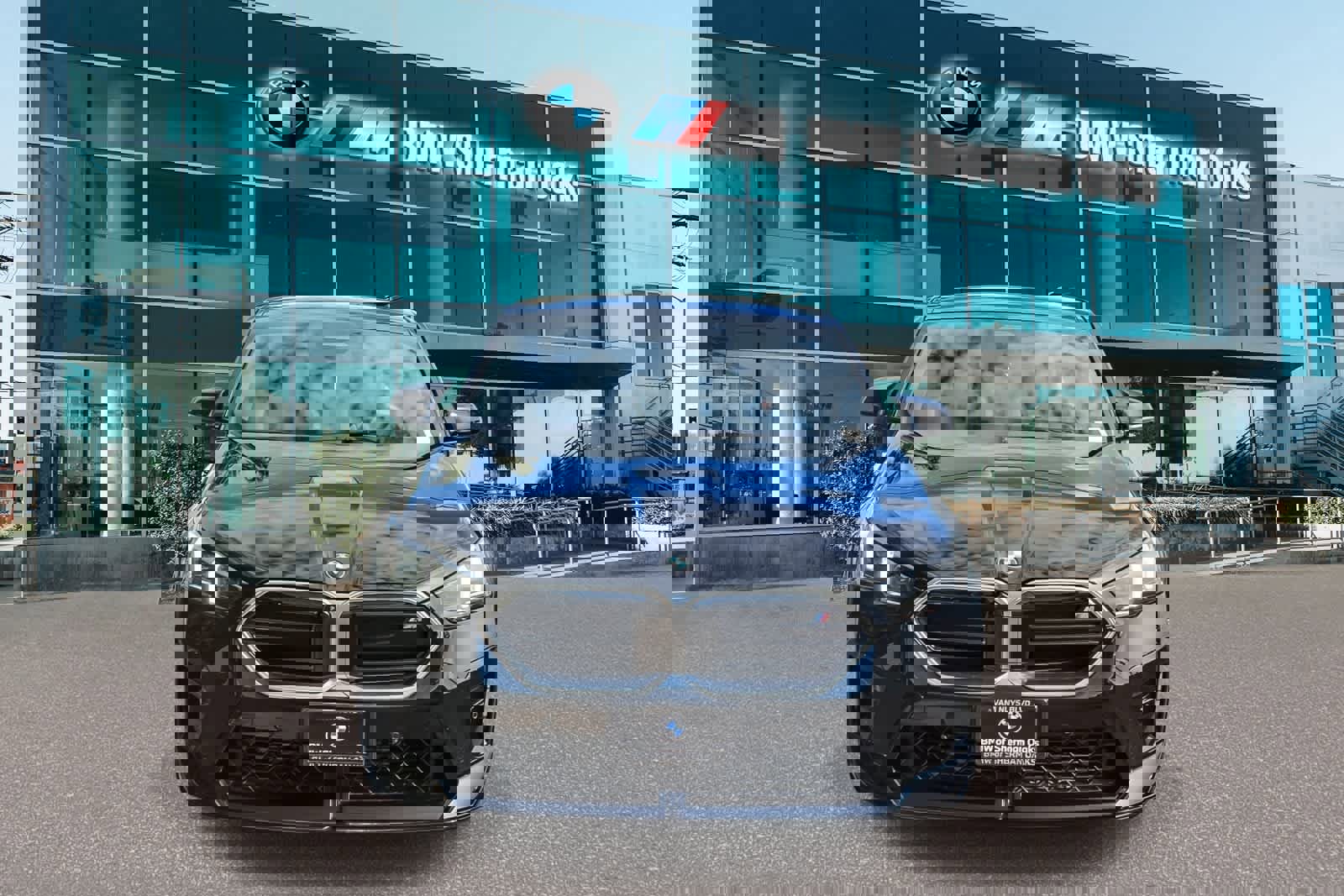 Used 2024 BMW X2 M35i w/ Premium Package image 2