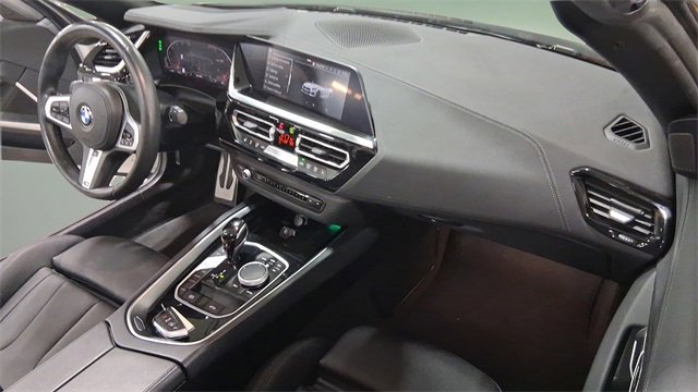 Used 2025 BMW Z4 sDrive30i image 16
