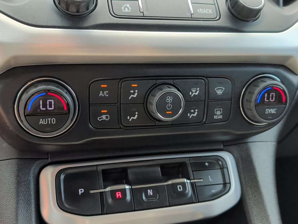 Used 2020 GMC Acadia SLE w/ Driver Convenience Package AWD/4WD image 23