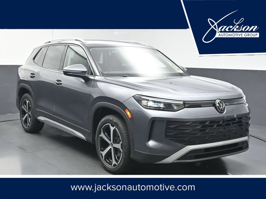 Used 2025 Volkswagen Tiguan SE FWD video 1