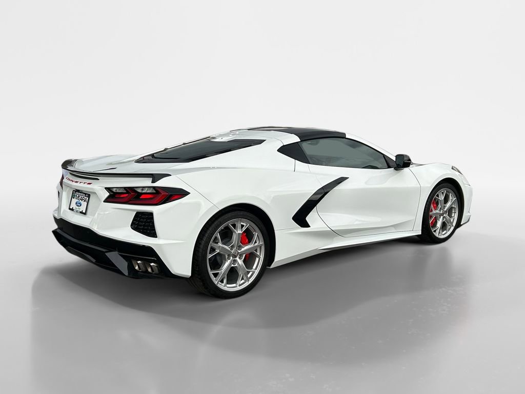 Used 2022 Chevrolet Corvette Stingray Preferred Cpe w/ Engine Appearance Package image 6