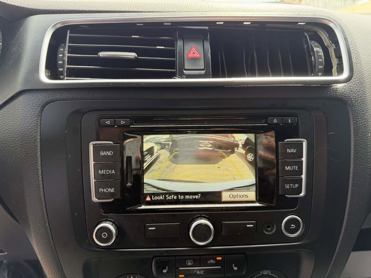 Used 2014 Volkswagen Jetta TDI image 19