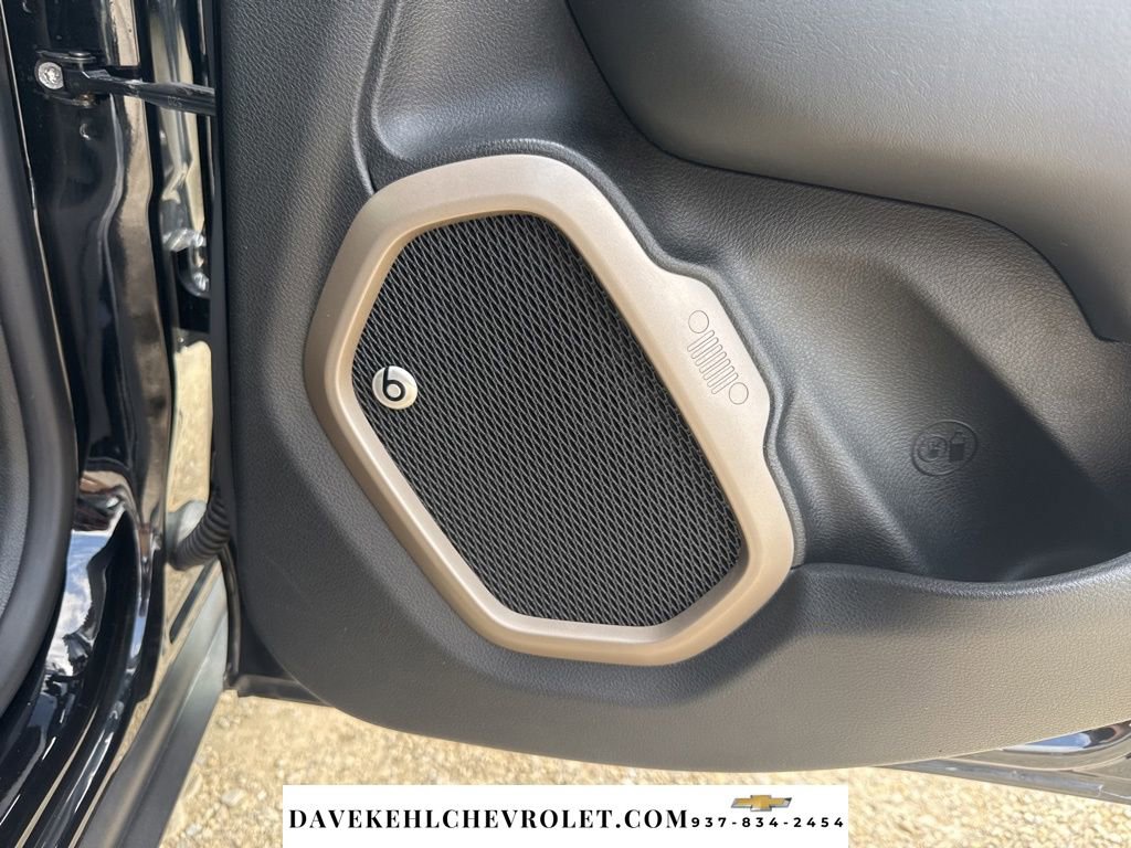 Used 2017 Jeep Renegade Limited image 38