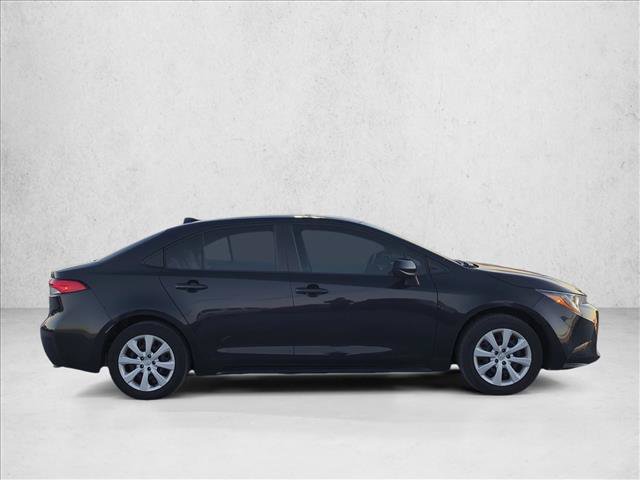 Certified 2022 Toyota Corolla LE FWD image 4
