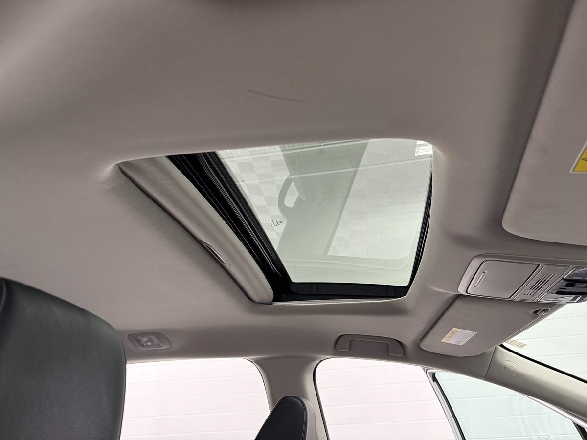 Used 2025 Honda Odyssey EX-L image 26