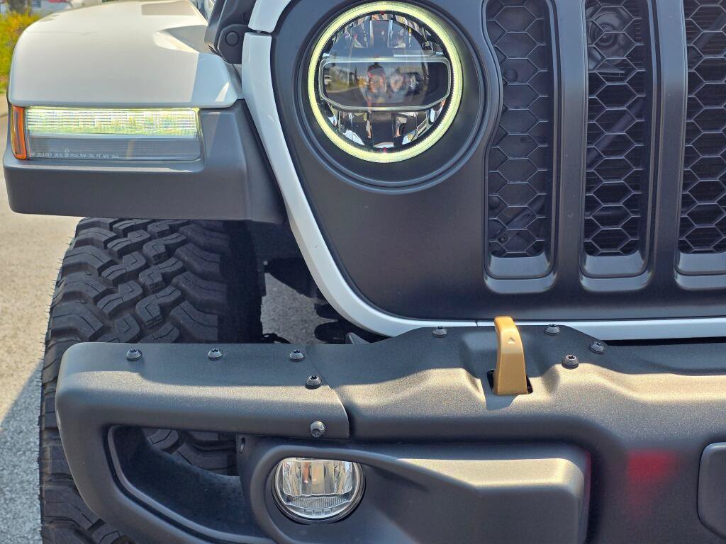 Used 2021 Jeep Wrangler Unlimited Rubicon w/ Dual Top Group AWD/4WD image 34