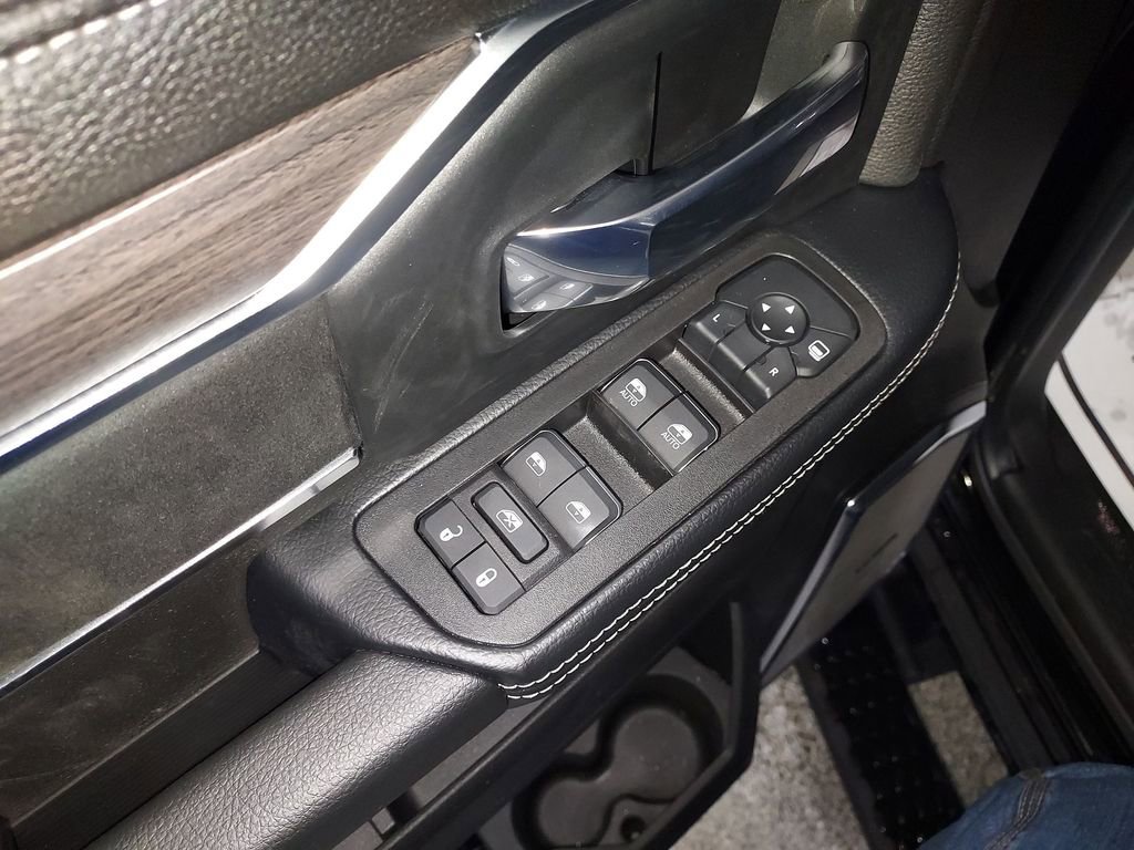 New 2026 RAM 5500 Tradesman w/ Laramie Trim Package image 19