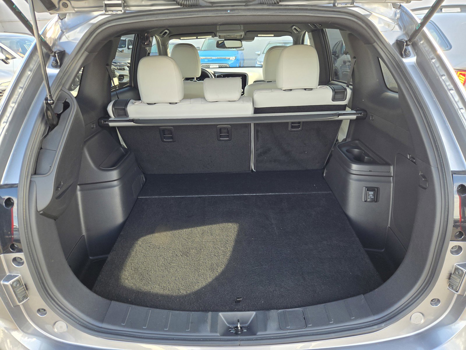 Used 2022 Mitsubishi Outlander SEL image 27