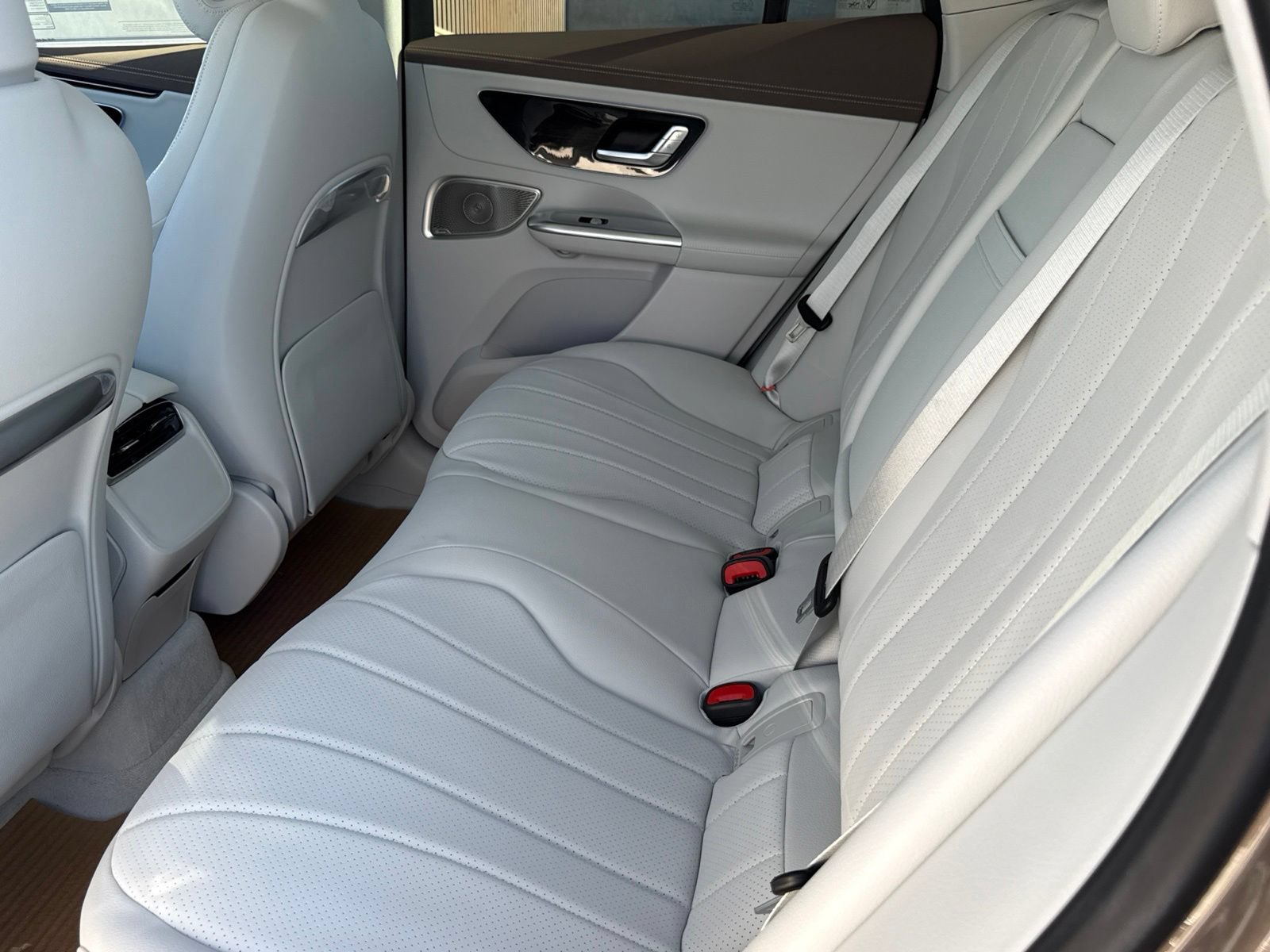 New 2027 Mercedes-Benz EQE 320 4MATIC SUV image 29