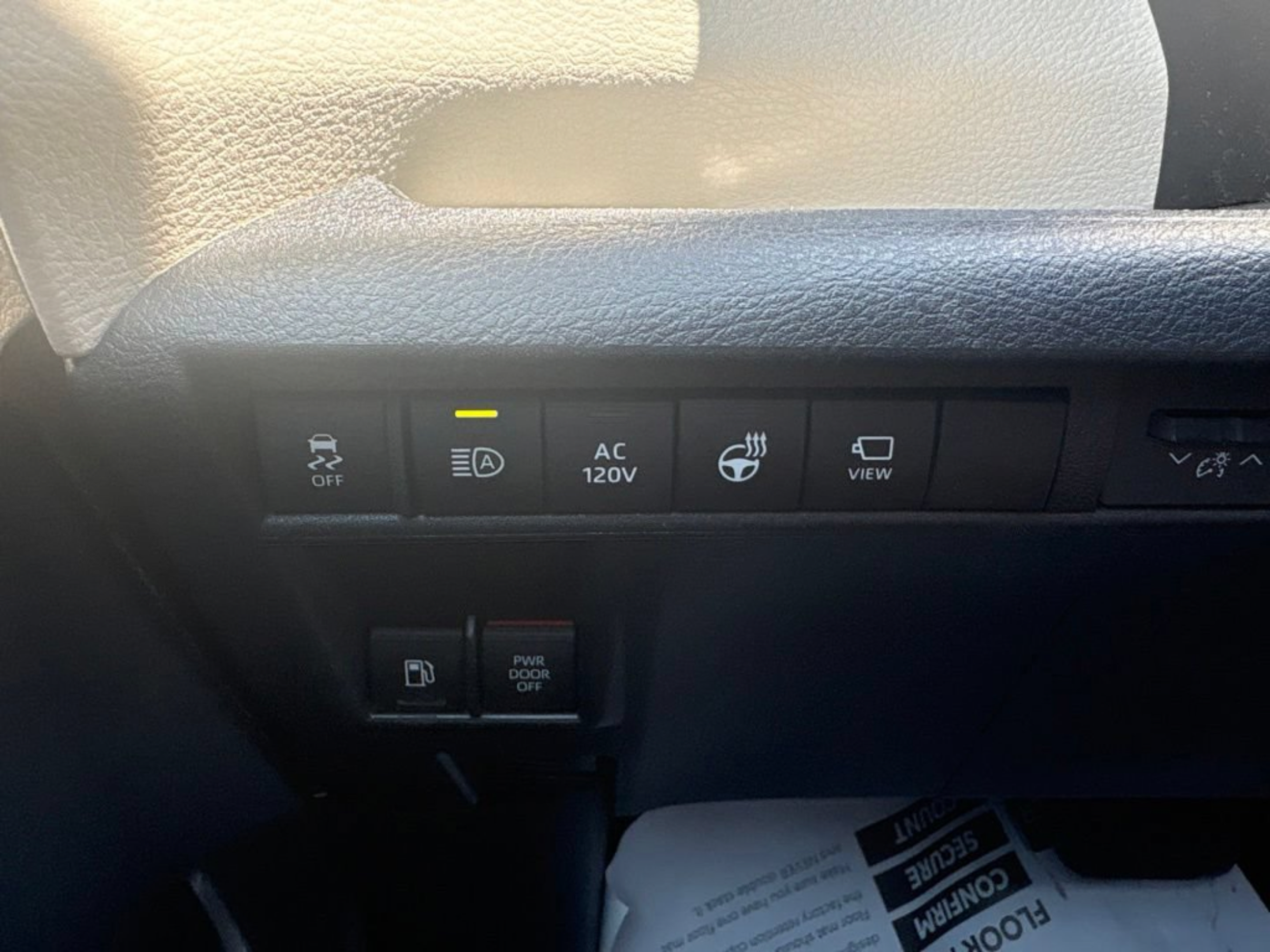 Used 2022 Toyota Sienna Platinum FWD image 14
