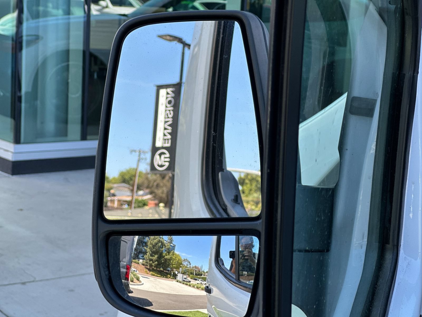 Used 2018 Ford Transit 350 XLT RWD image 9