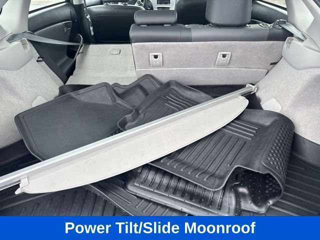 Used 2013 Toyota Prius Four w/ Deluxe Solar Roof Pkg FWD image 6