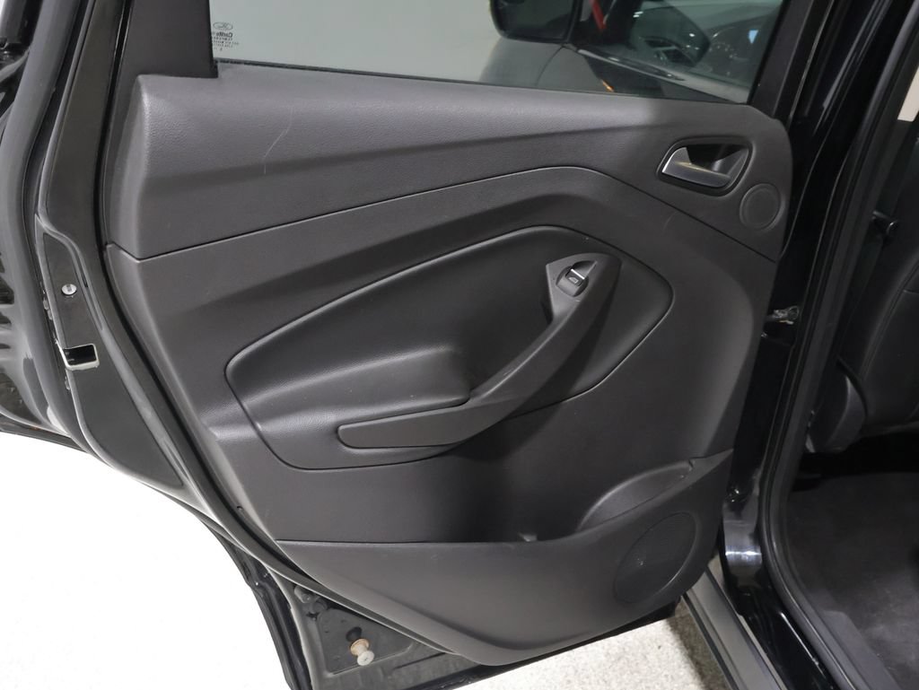 Used 2016 Ford Escape Titanium AWD/4WD image 19