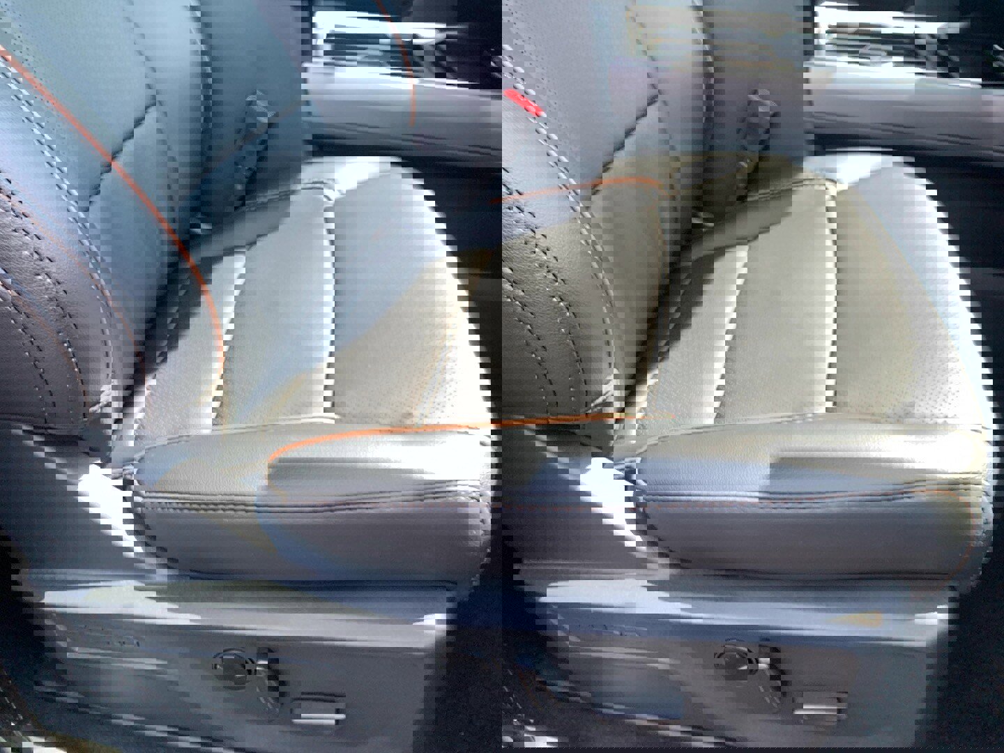 New 2025 Ford F450 Lariat image 23