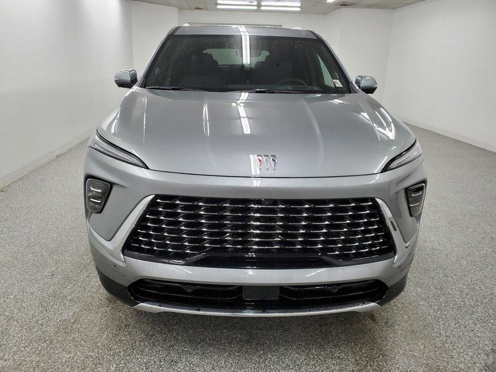 New 2026 Buick Enclave Avenir w/ Super Cruise Package image 2