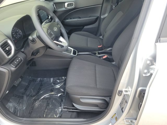 Used 2020 Hyundai Venue SE FWD image 10