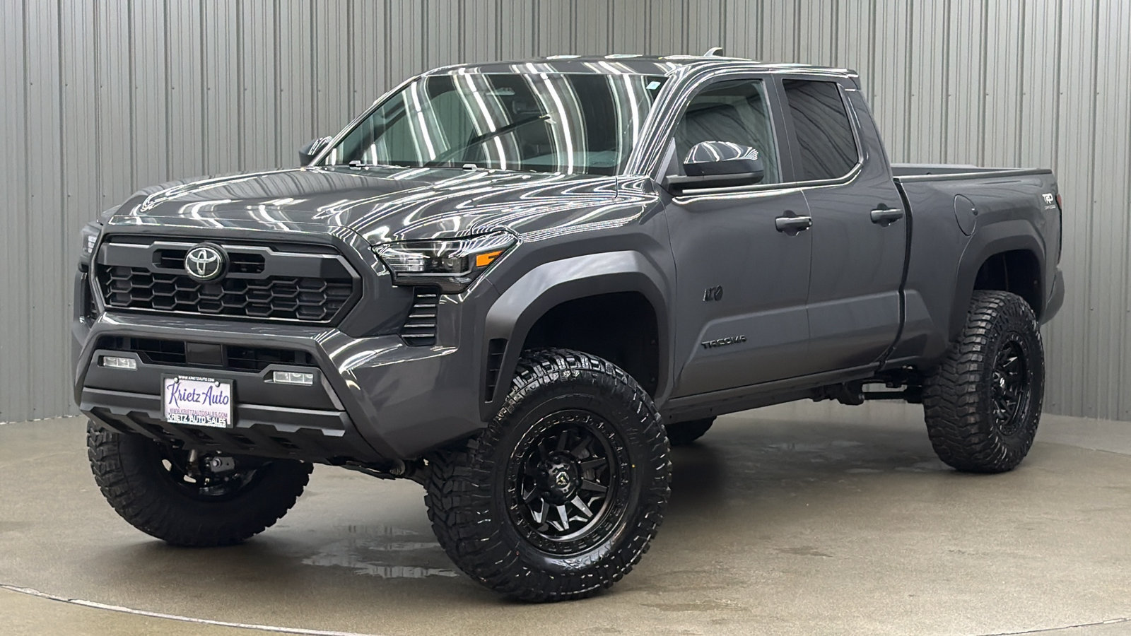 Used 2026 Toyota Tacoma TRD Off-Road AWD/4WD image 1